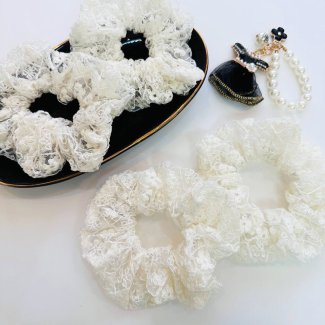 Hair scrunchie with flower and flower net