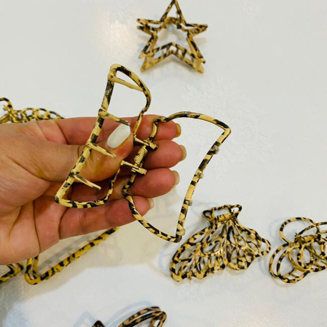 کلیپس فلزی زنانه طرح پلنگی