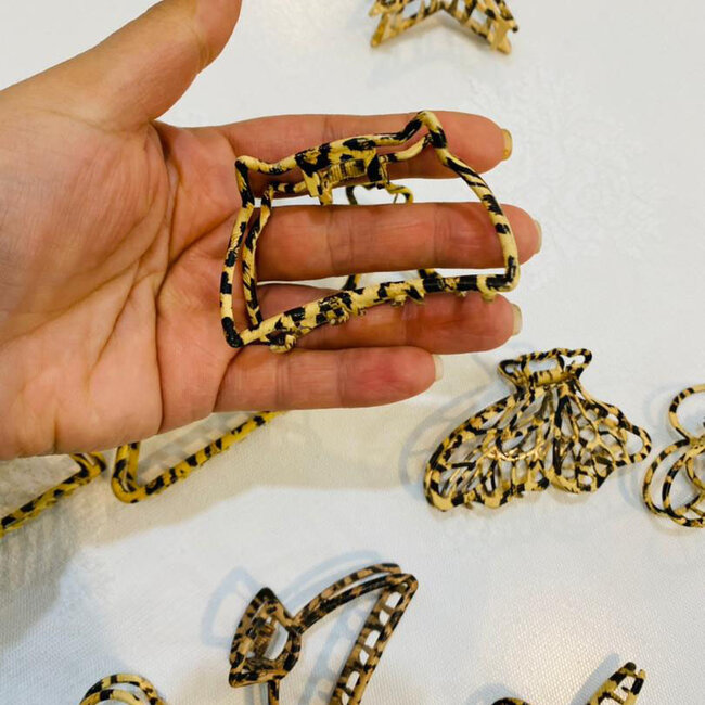 کلیپس فلزی زنانه طرح پلنگی