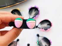 کلیپس گوجه ای بچگانه پیکسل دار